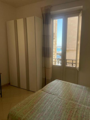 102 Garibaldi tra Mare e Mare